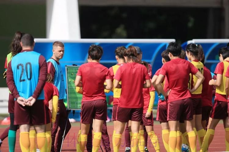 FIFA对话埃约尔松 | 中国女足国家队潜力巨大 并渴望进步